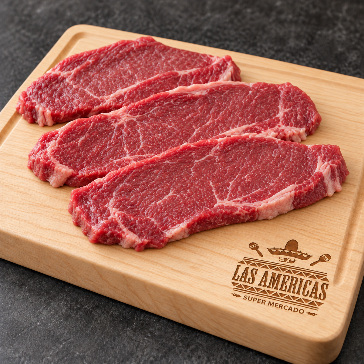 Bistec regular — imagen ilustrativa IA sobre tabla clara Las Americas
