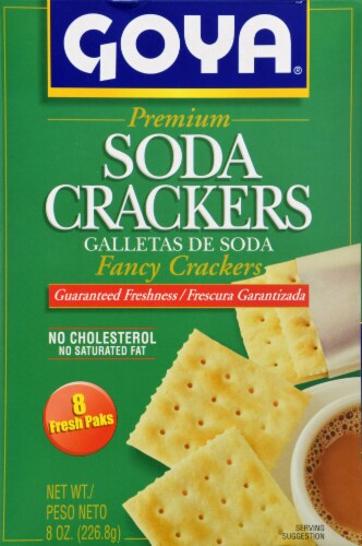 Goya Soda Crackers — 8.00 OZ