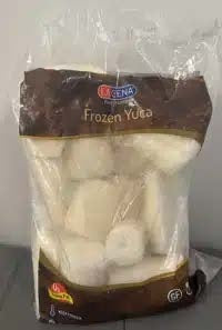 La Cena Yuca Congelada — 4 lb
